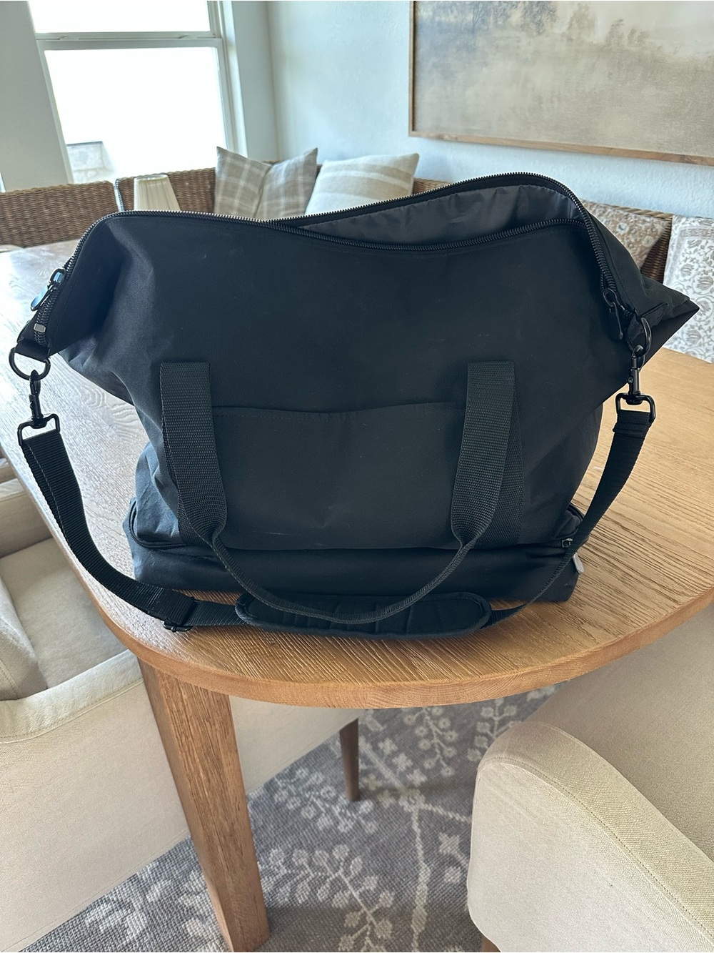 Lo & Sons Black Catalina Deluxe Large Weekender Bag